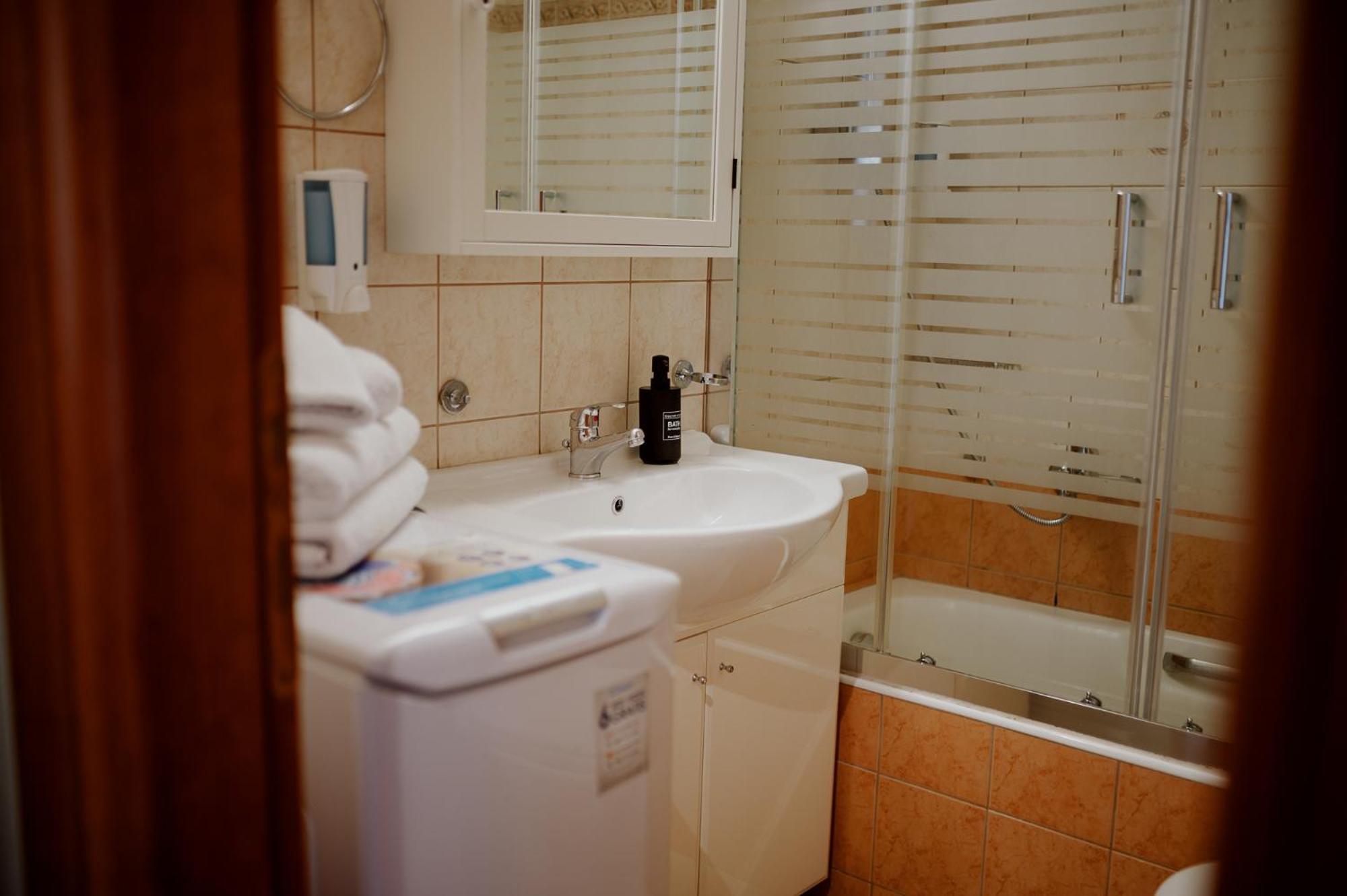 Cozy & Relaxing Apartments-Agia Paraskevi Ateny Zewnętrze zdjęcie
